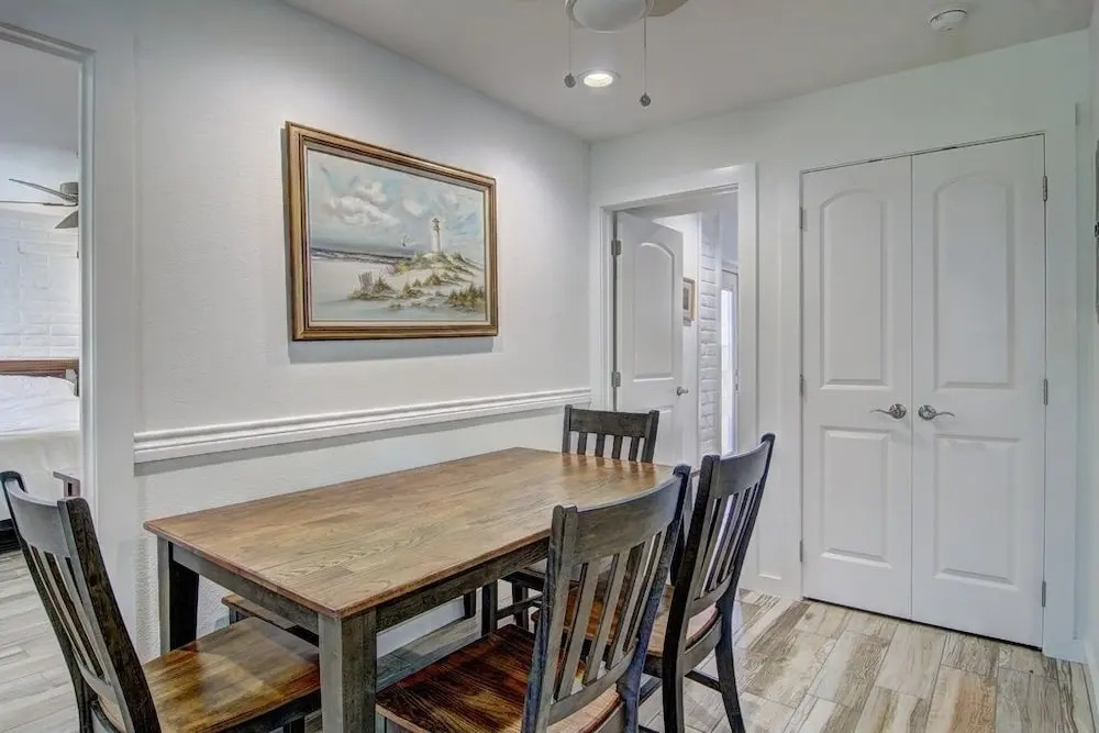 El Cortez Condominiums #105 2 Bedrooms 2 Bathrooms Condo