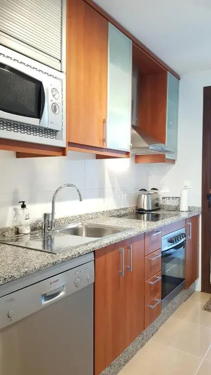 Homes of Spain, Precioso apartamento Pueblo Salinas K, Vera playa, 2 terrazas, WIFI