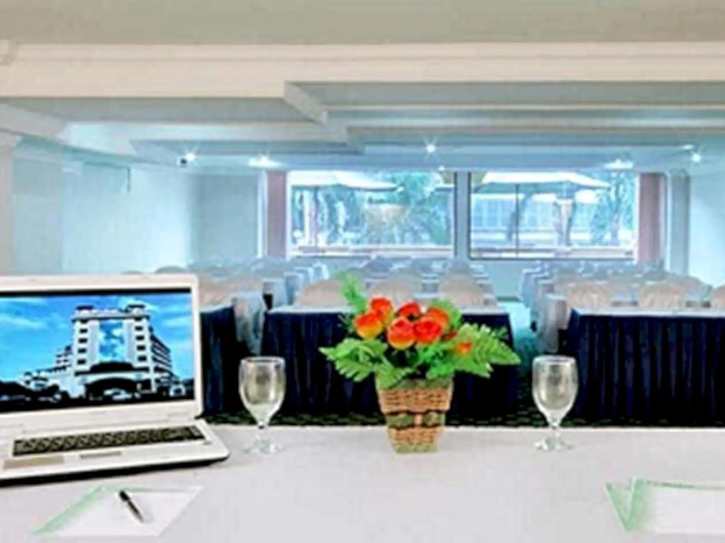 Hotel Madani Medan - Syariah Hotel