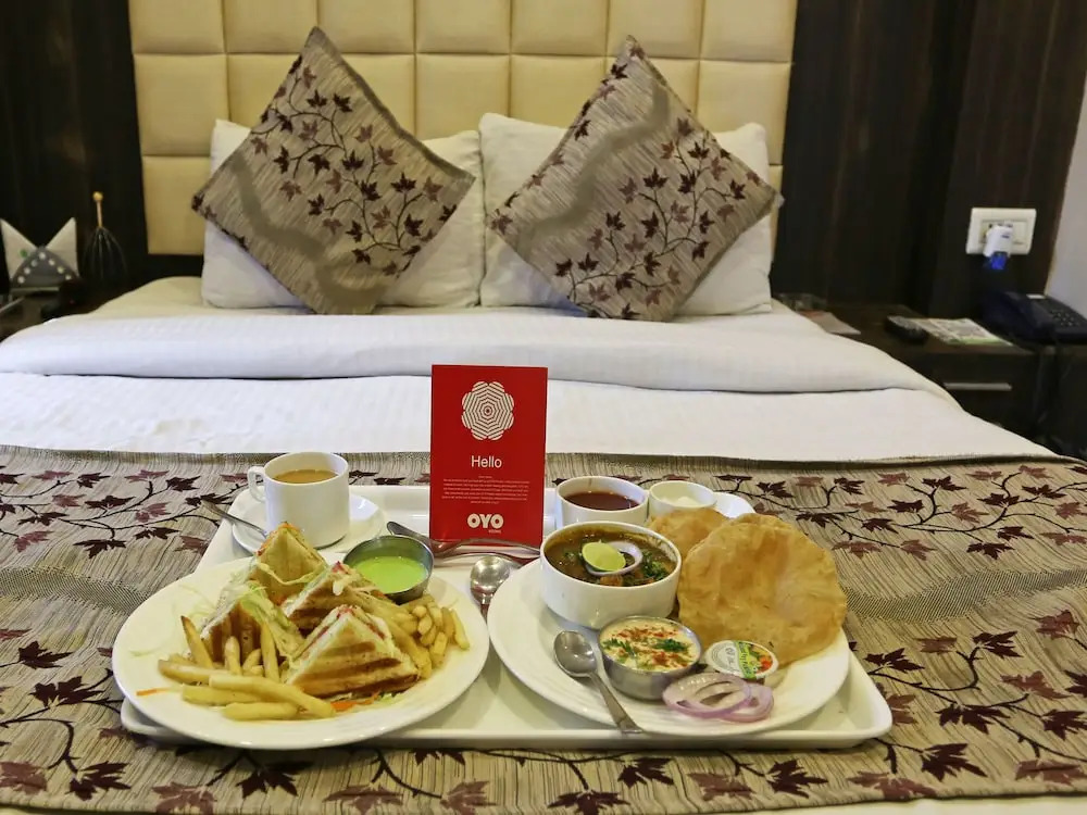 OYO 1807 Hotel Platinum Inn