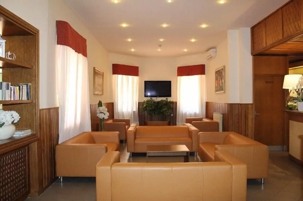 Hotel Liu