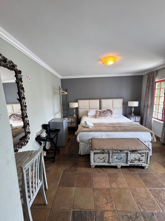 Rhino Creek Estate