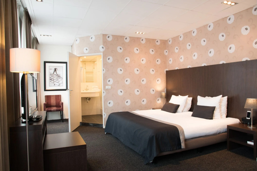 Sandton Eindhoven Centre - hotel Eindhoven city centre with private parking