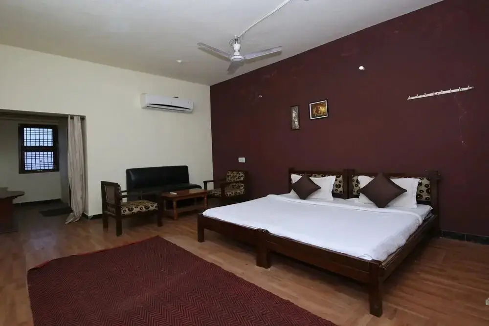 Barasingha Resorts by OYO Rooms