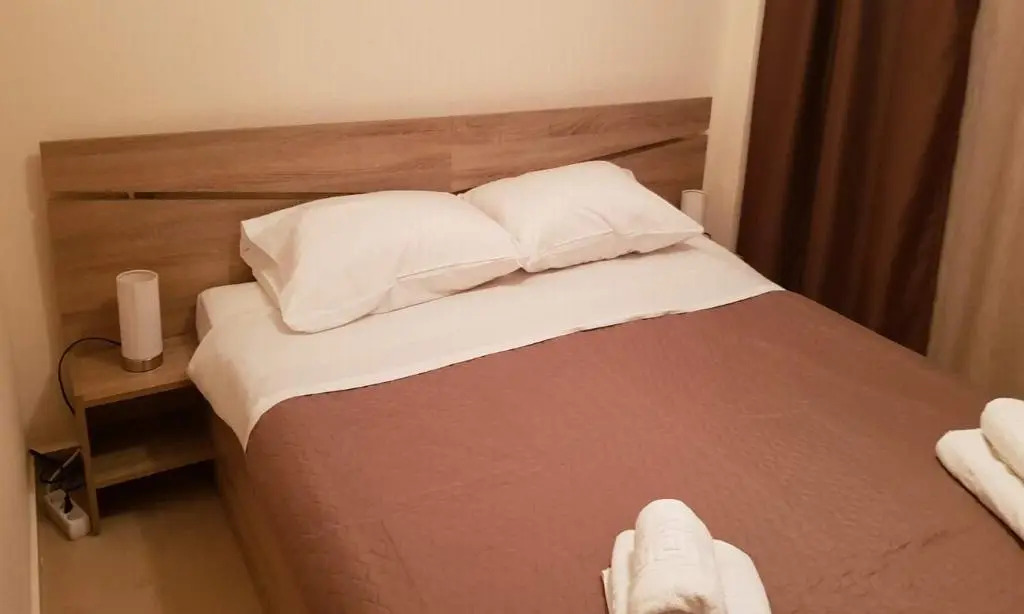 Nea peramos apartment Up to 8 person