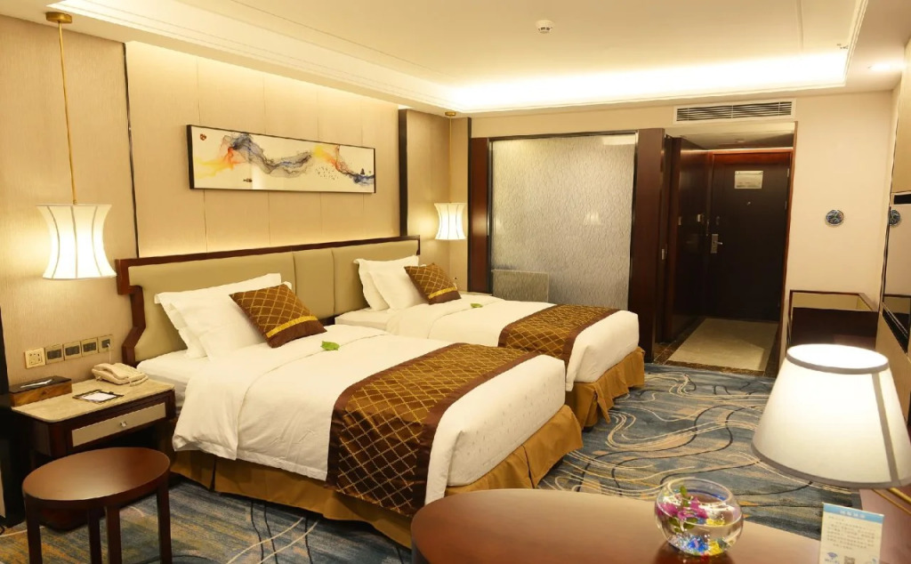 Shenzhen Silver Lake Conference Center Hotel