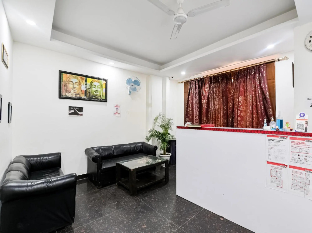 Hotel O Premium Rooms Chhatarpur