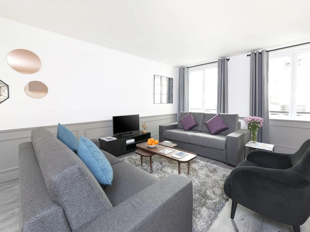Luxury 2BDR Opera I by Livinparis