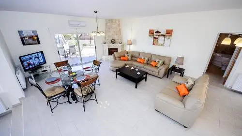 Rent Private Villa 196
