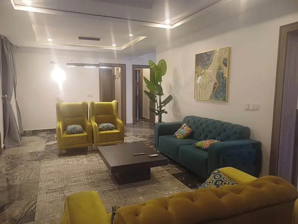 Aamiq Space