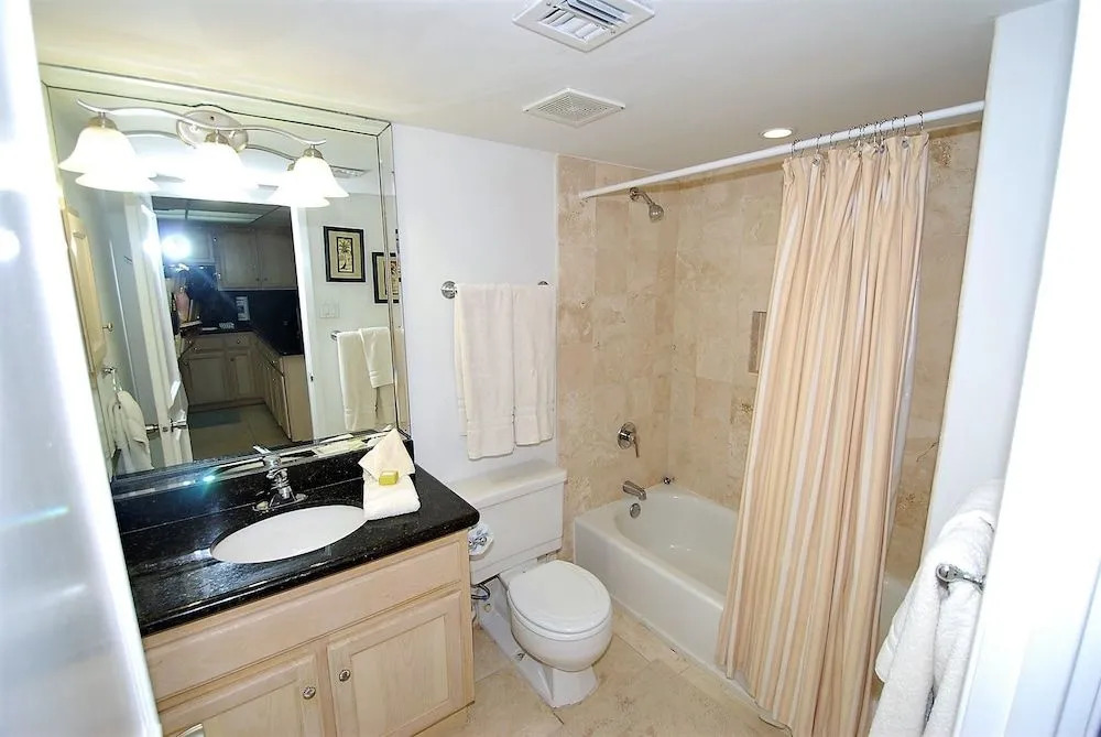 Breakers Unit #307 2 Bedroom Condo by RedAwning
