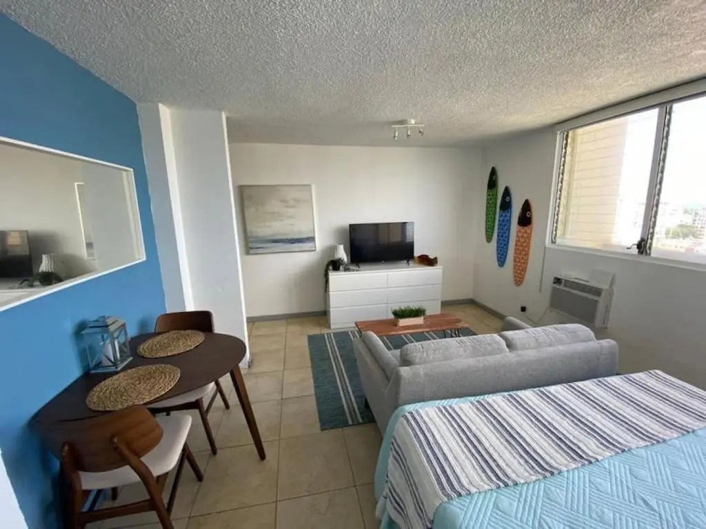 KASA Bella Vista Condado Apartment for 2