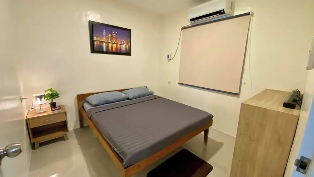 Peaceful 2BR Home in Gensan - AC, Wifi, Netflix, Patio & Free Parking