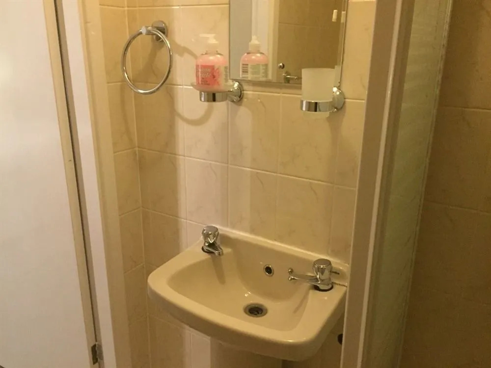 California Guest House