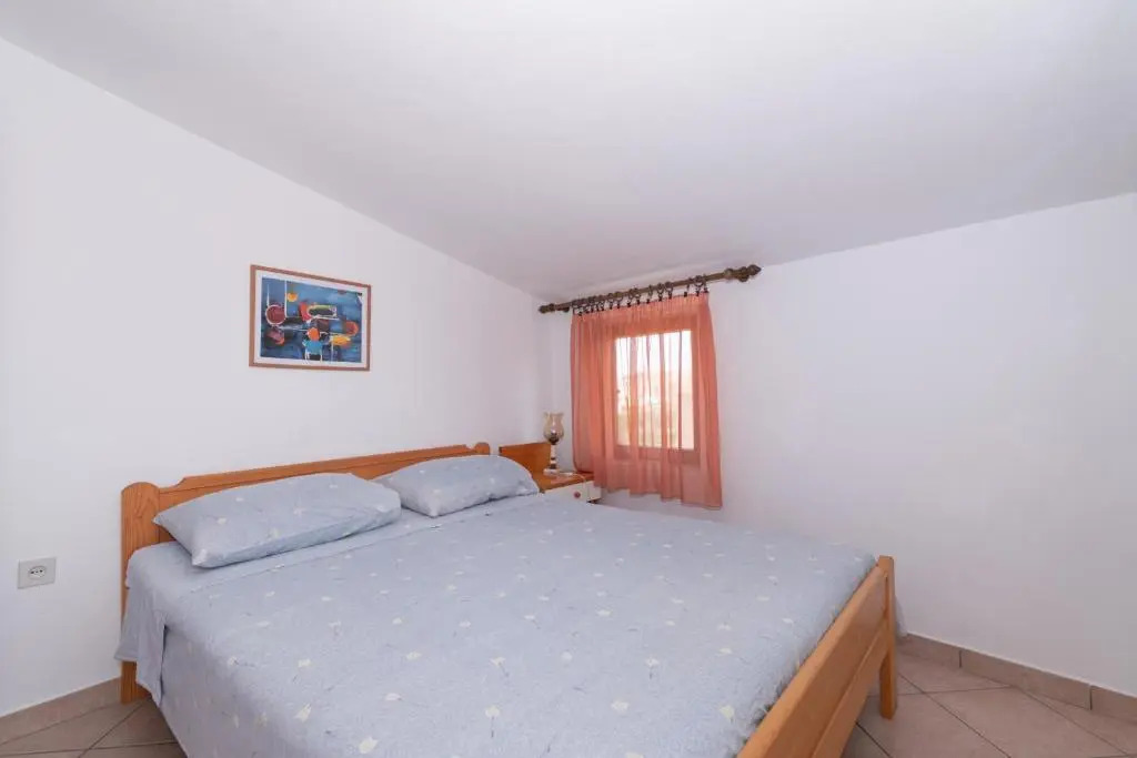 Charming 1-bedroom Apartment Sonia, Sleeps 4