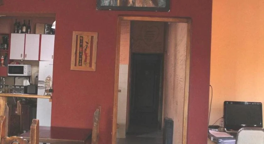 Hostel Rogupani
