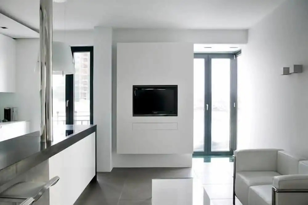 Thomsen Apartments