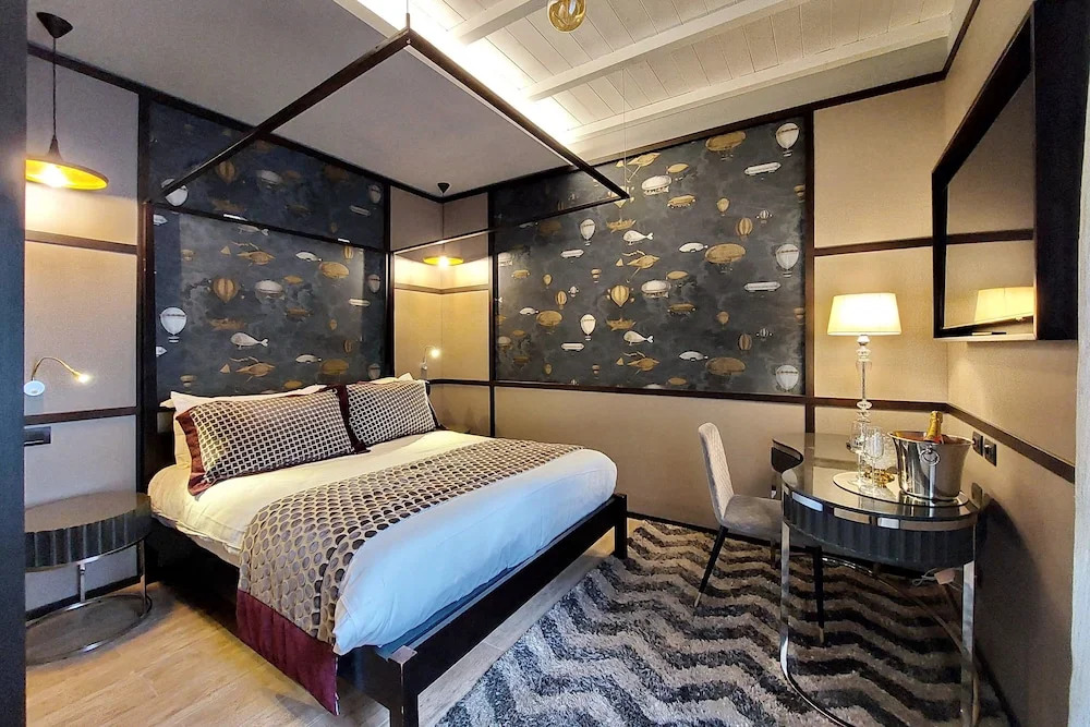 Fellini Design Suites