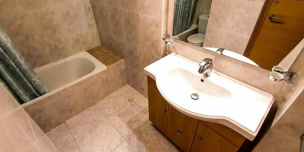 Spacious And Refurbished Apartment with Sea Views in Skol Marbella 439