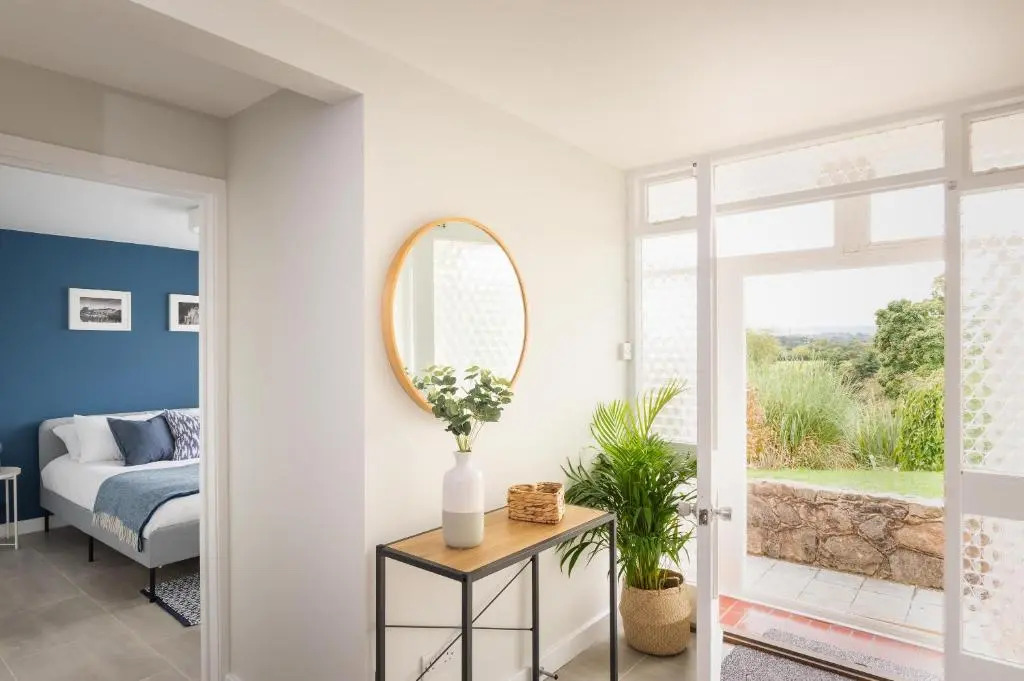 River Retreat Apartment Exeter - River Views & Parking