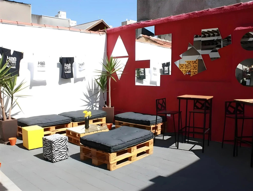 HBB Hostel Brazil Bar&Café- Vila Madalena - São Paulo-SP - Próximo a Beco do Batman, Paulista, Allianz Parque, Morumbi, Acesso 24hs