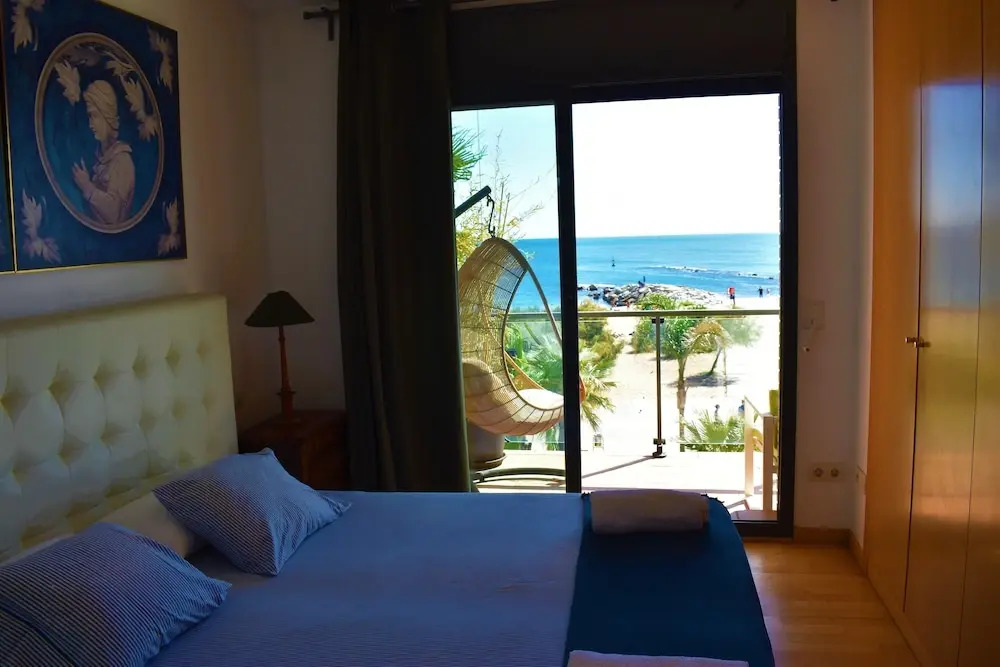 Barcelona Beachfront Apartment