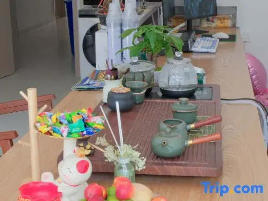 Shangri La Wanfeng Homestay (Dukezong Ancient City Dafosi Temple Zhuanjingtong Branch)