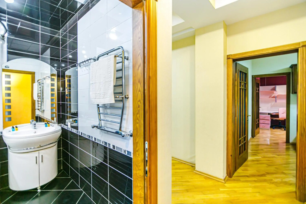 Nizami Apartment By Baku Housing