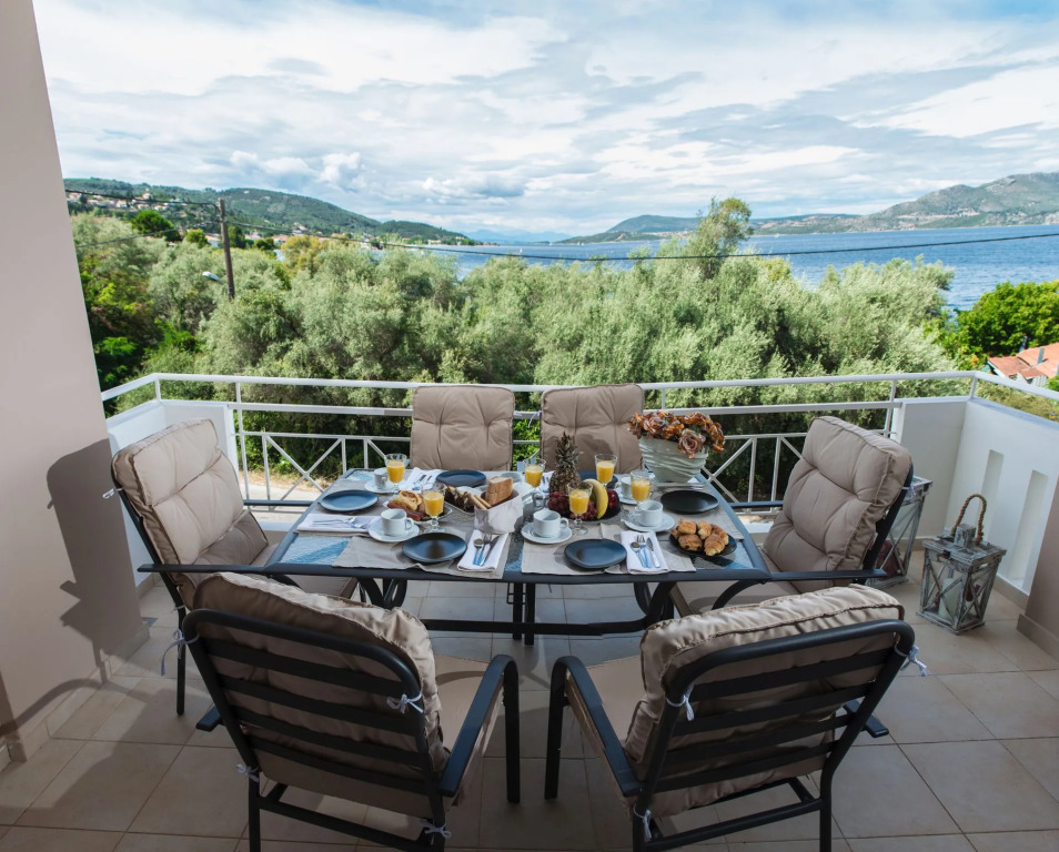 Elodia Apartments