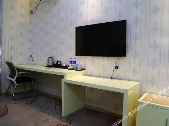 Yunshang Momo Hotel