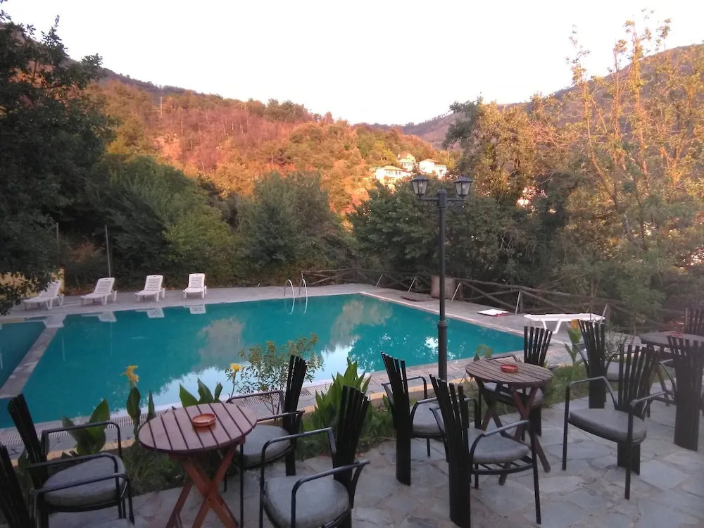 Hotel pool bar Tsigoura