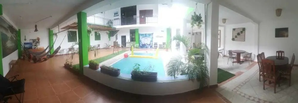 IGUANA HAUS IQUITOS