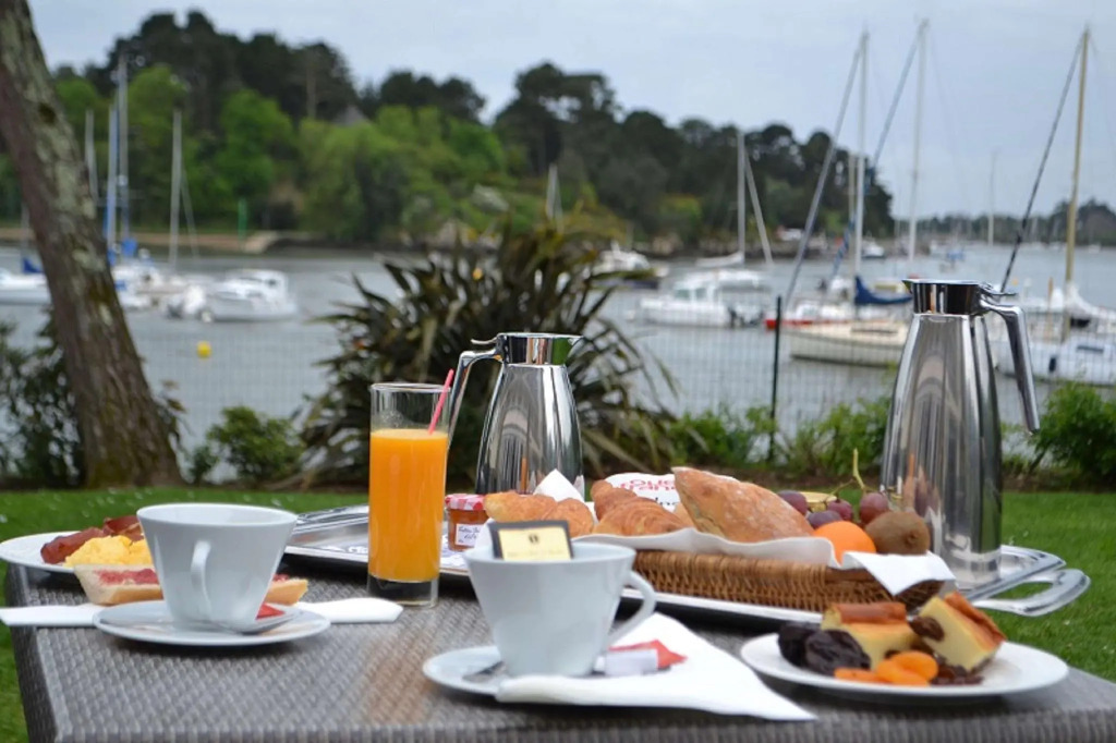 Best Western Plus Le Roof Vannes Bord de Mer