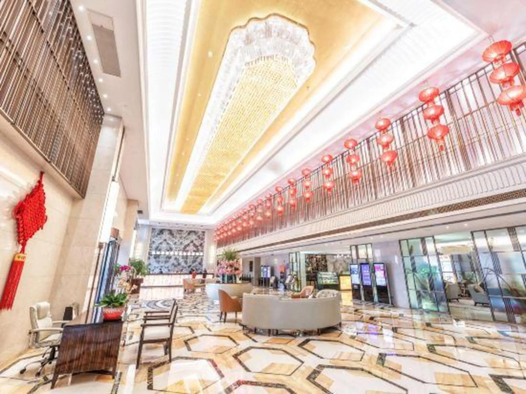 Ruili Bund Hotel