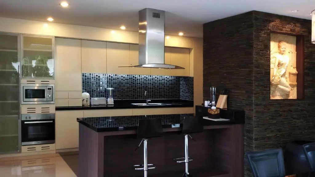 Karon Suite Apartment