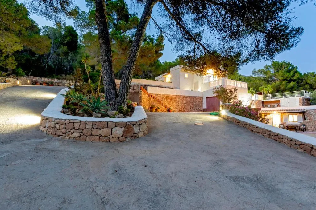 Villa in Ibiza Town, sleeps 6 - Can Damia