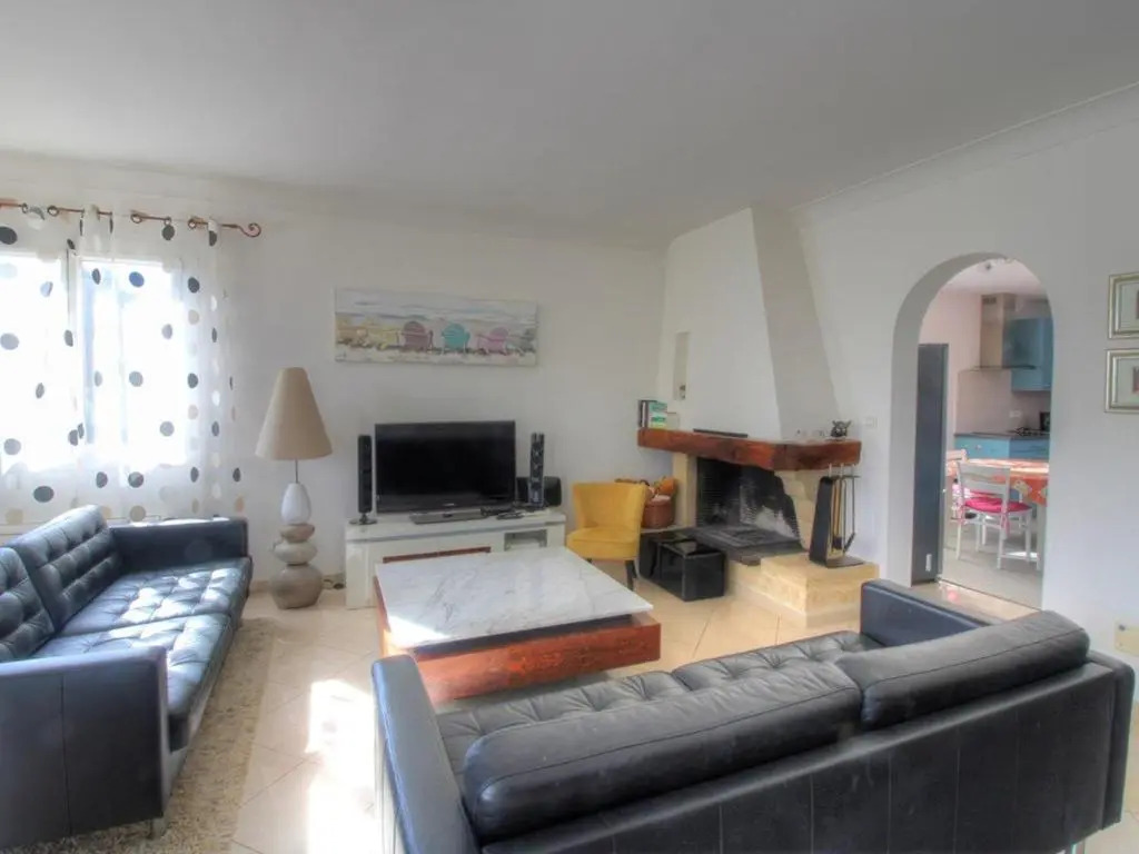Charmante villa 3 chambres avec piscine privée à 10 min de la plage, climatisée, parking - FR-1-607-26