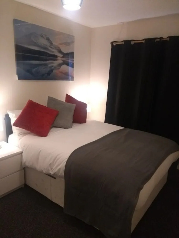 Ashburnham Apartment