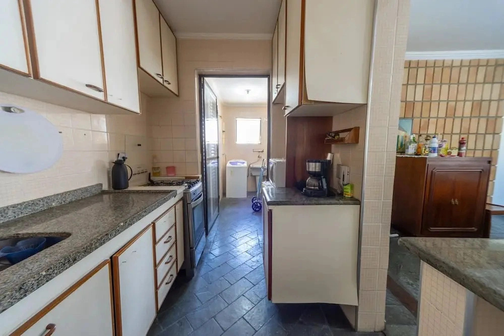 Apartamento Pet Friendly a 450m da Praia Enseada