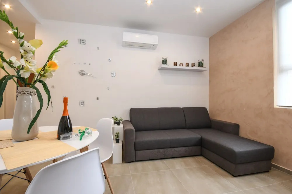 DesenzanoLoft GOLDEN SUITE*