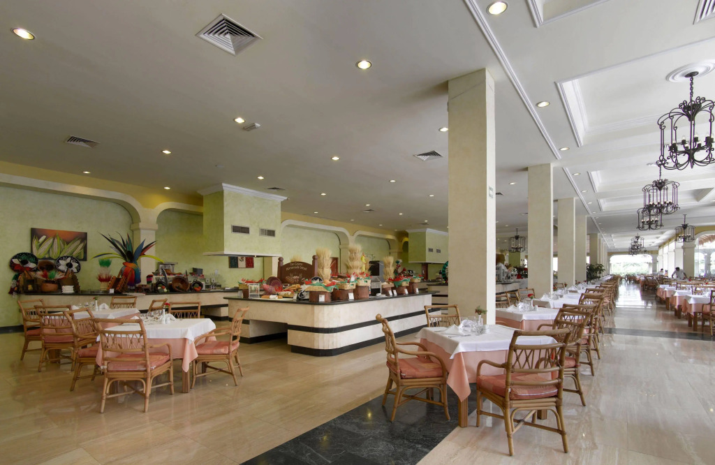 TRS Yucatan Hotel