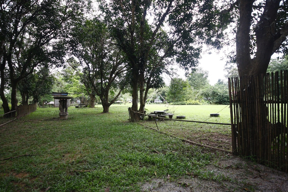 Saksupha Resort