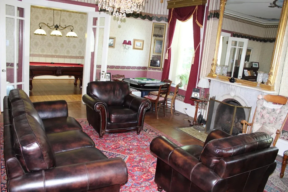 The Gridley Inn B&B