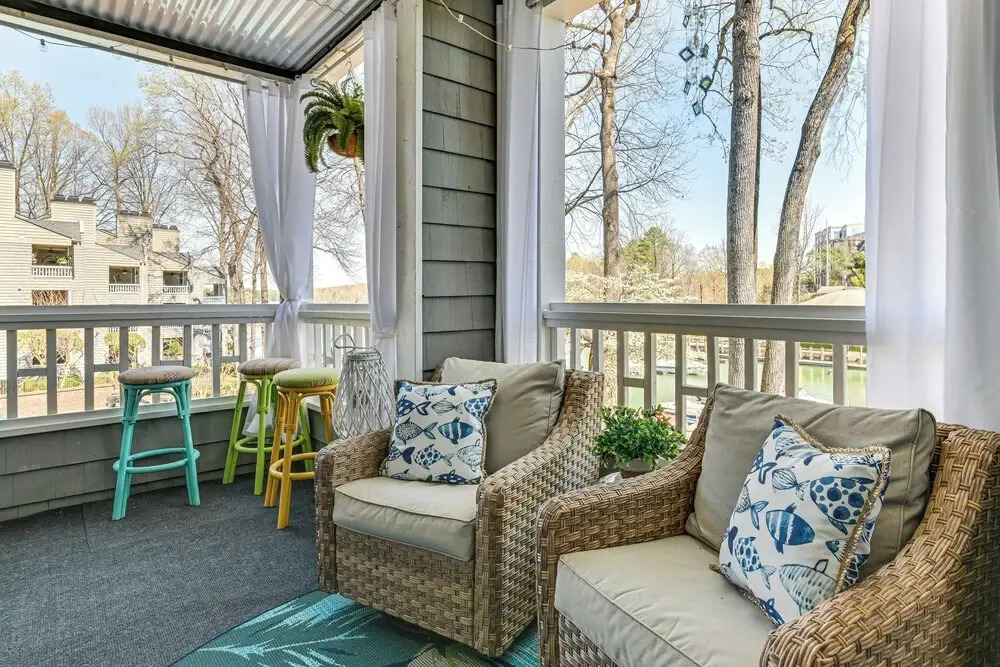 Waterfront Lake Norman Retreat w/ Balcony