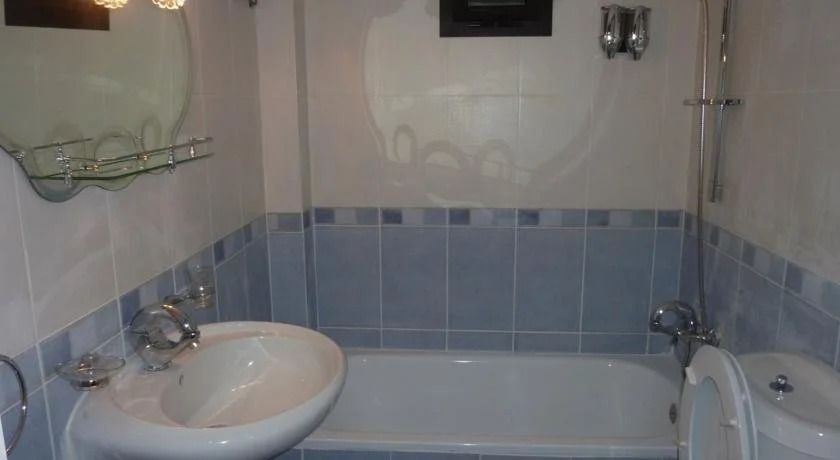 Kingdom Suite Hotel