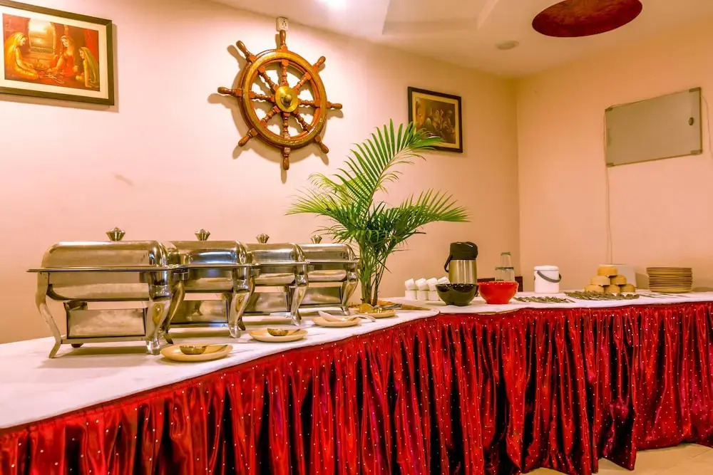 OYO 1594 Hotel Landmark