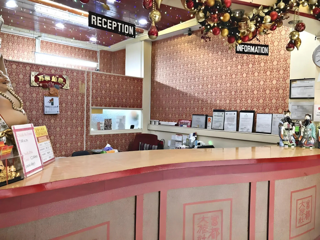 BEST FORTUNE HOTEL at CHINATOWN