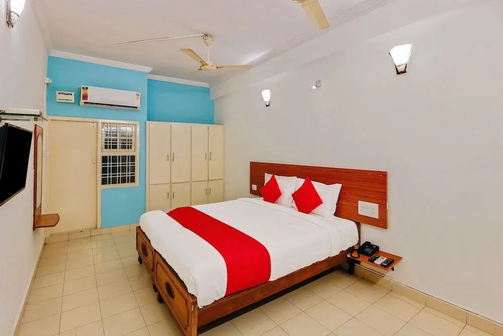 OYO 28207 Classic Guest House