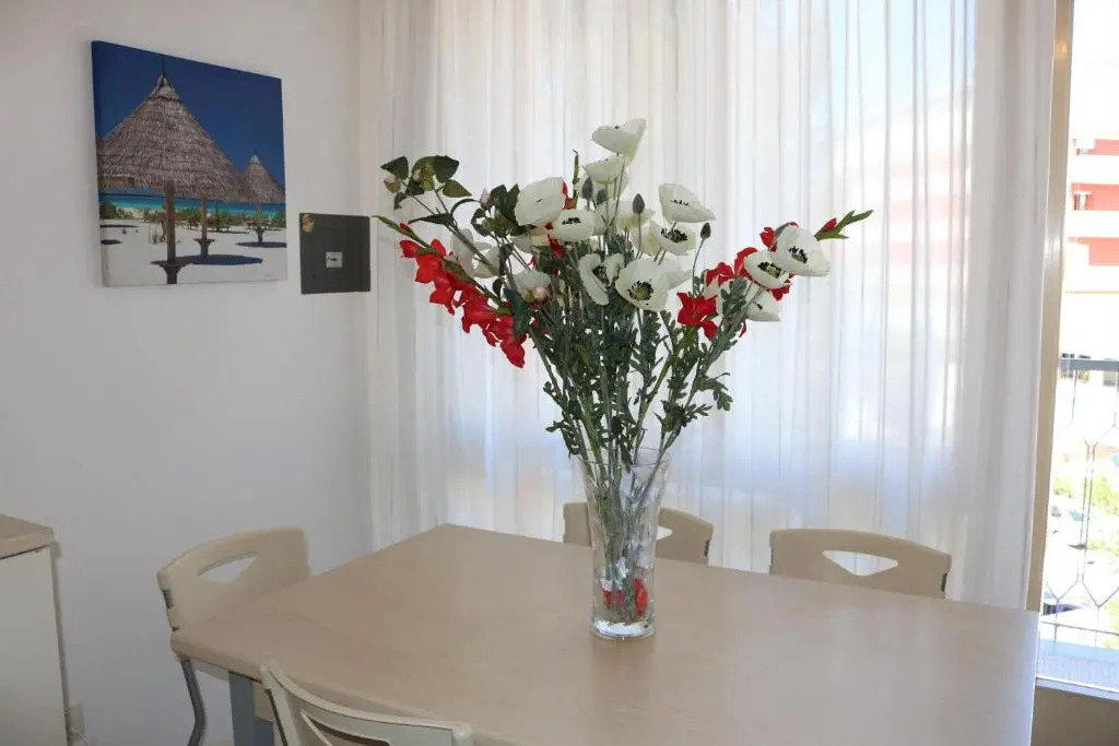 Stay Just few Meters From the Beach