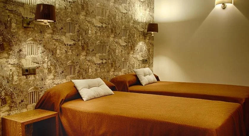León Center Rooms